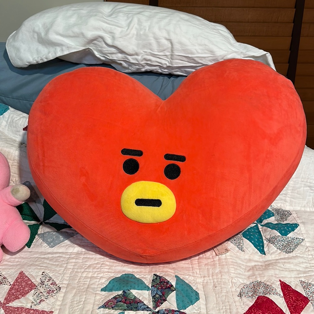 BTS tata jumbo pillow & cookie plush